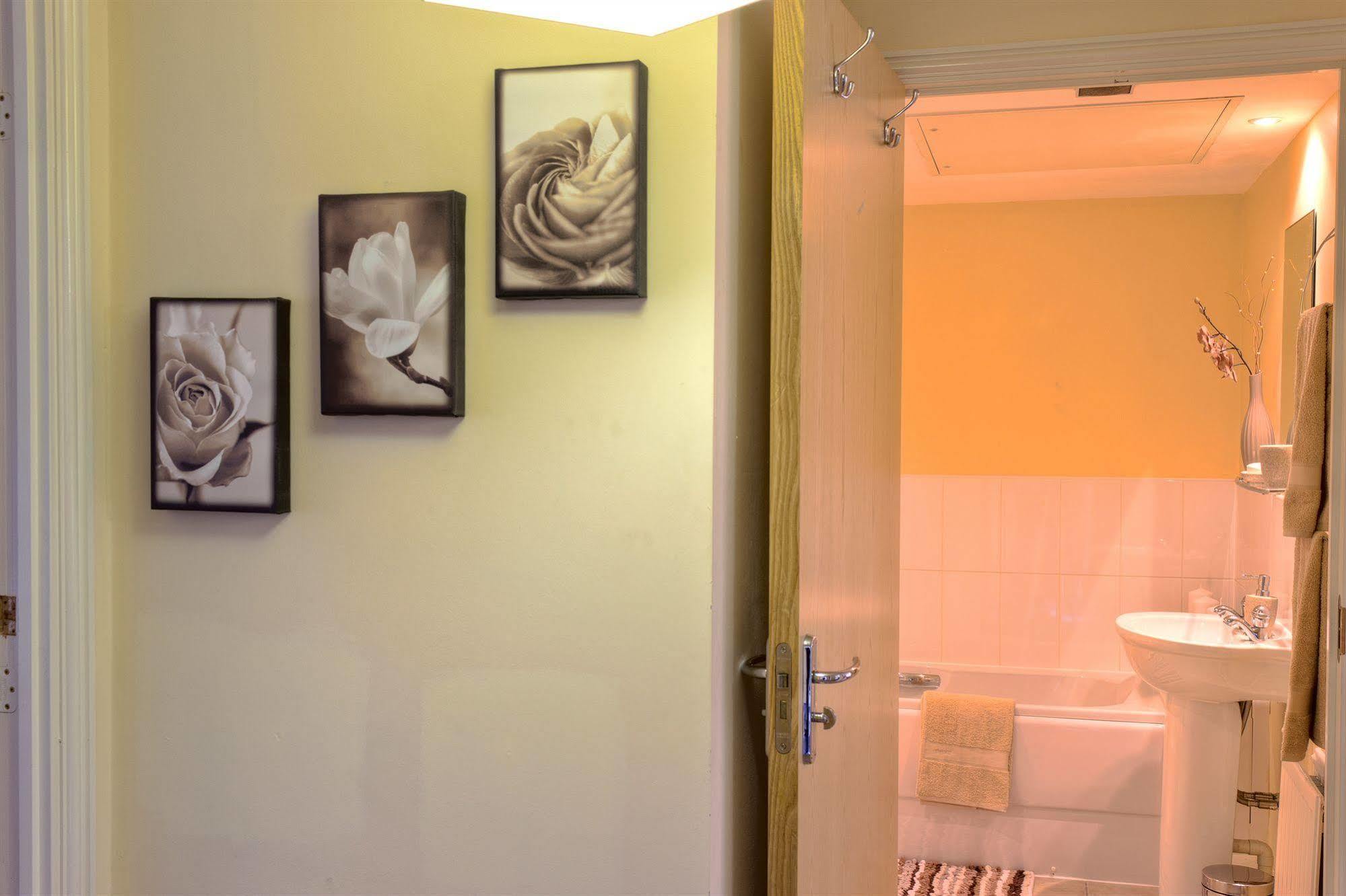 The Lindley Suite - Simple2Let Serviced Apartments Huddersfield Eksteriør bilde