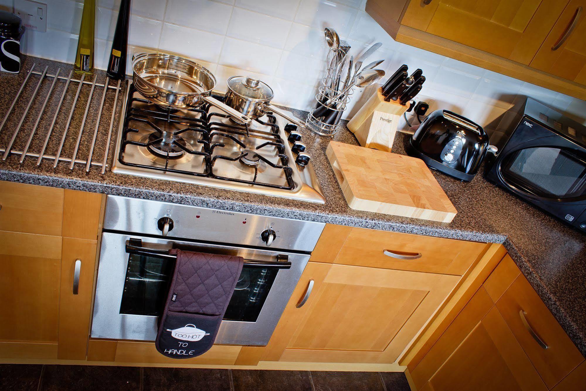 The Lindley Suite - Simple2Let Serviced Apartments Huddersfield Eksteriør bilde